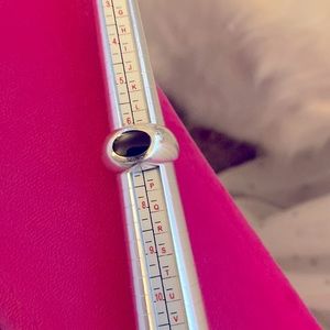 Women sterling silver ring in a size 6 1/2